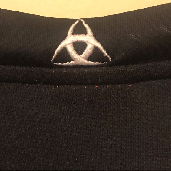 EUC RARE Puma Bordeaux Home Kit - Picture 5 of 7